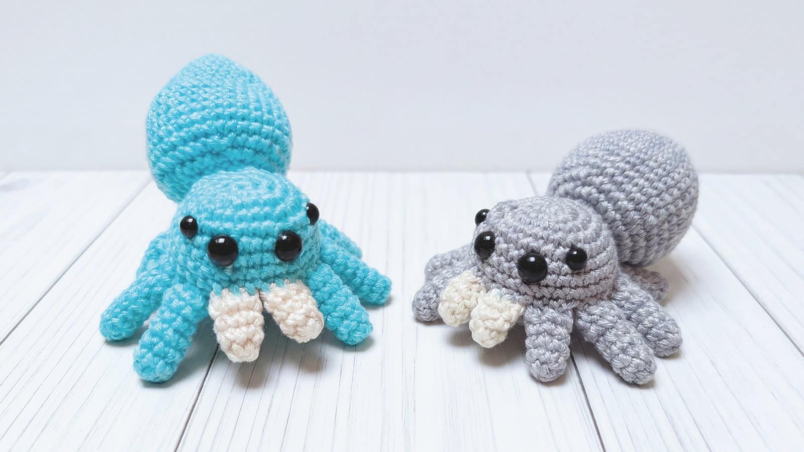 Easy Jumping Spider Crochet Pattern | ChunkyHook
